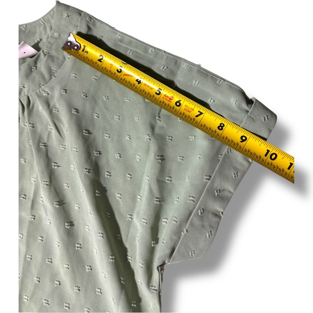 Unbranded Chic Mint Green Textured Short Sleeve Flowy Crewneck Blouse - Picture 12 of 16